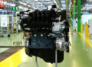 Fca Termoli, giro d’onore su tutta la linea produttiva per l’ultimo motore Fire 8 valvole