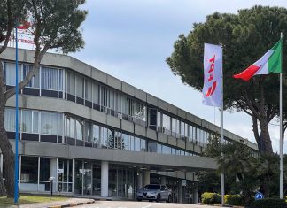 Iveco, inaugurato a Foggia il nuovo plant di montaggio bus ecologici