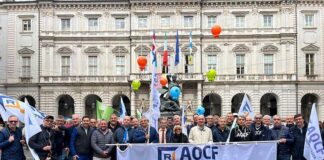 Sciopero a Torino, sindacati uniti in una manifestazione nazionale