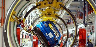 Automotive europeo, condividiamo l’allarme di de Meo e sosteniamo la sua visione per una transizione giusta e competitiva