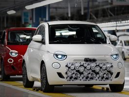 Stellantis Mirafiori, presentata la 500 ibrida